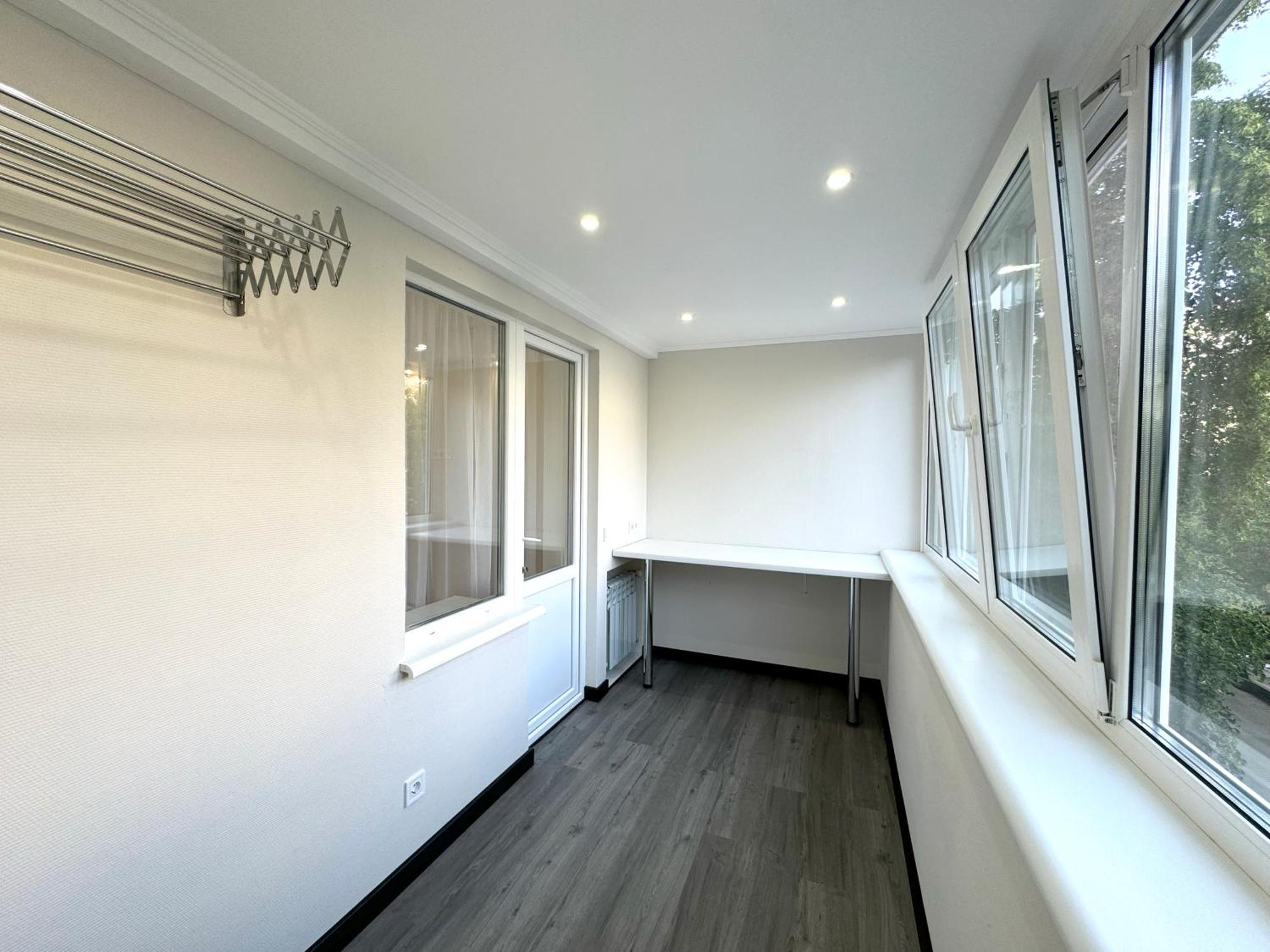Artal Apartment On Obolonskyi Avenue 16 Kyiv Exterior photo